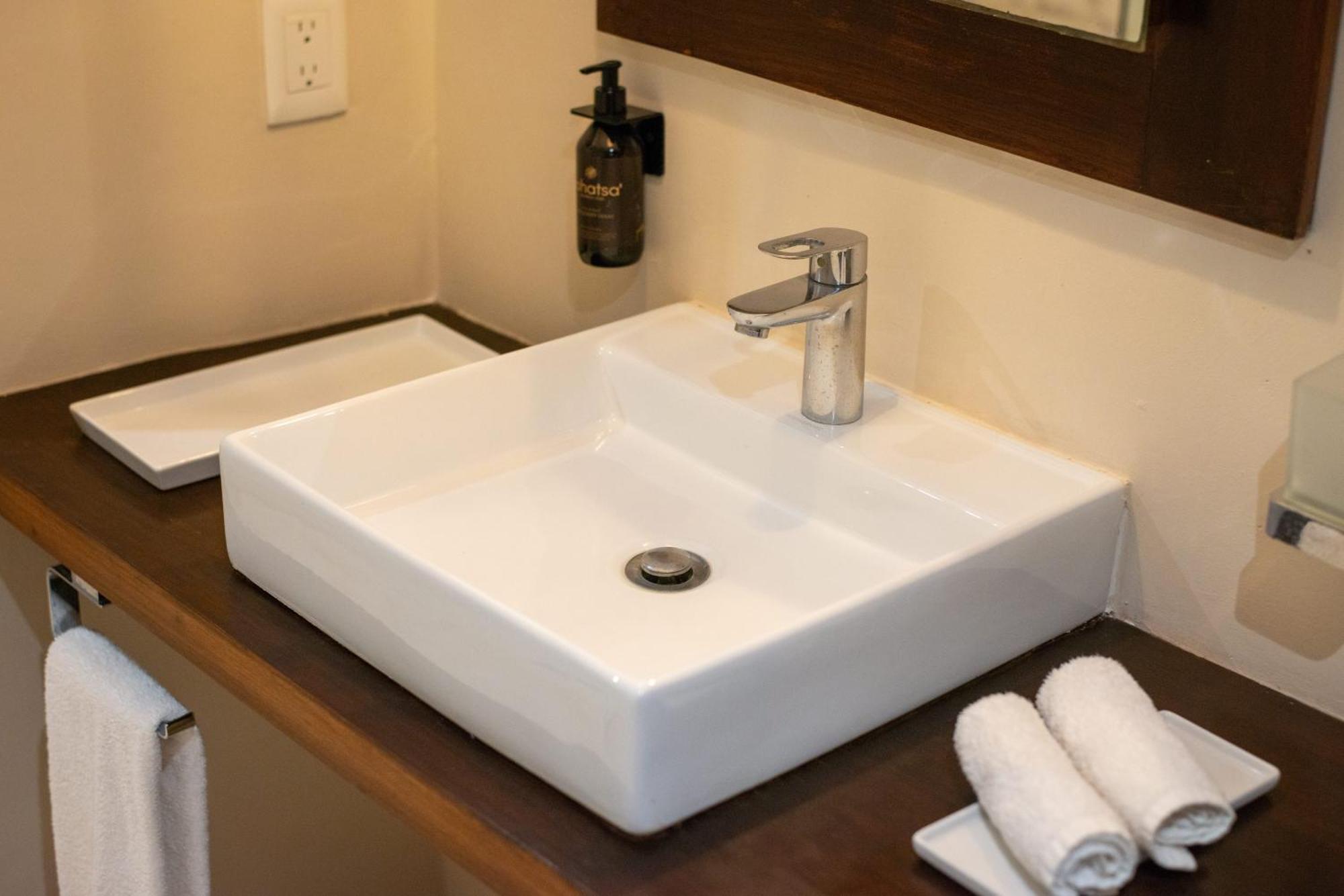 Kahatsa' Boutique Hotel 툴룸 외부 사진