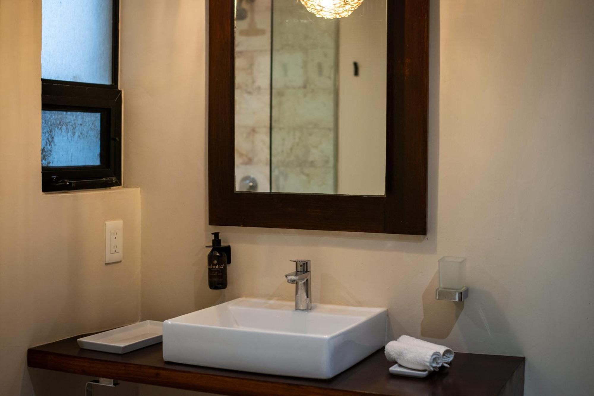 Kahatsa' Boutique Hotel 툴룸 외부 사진