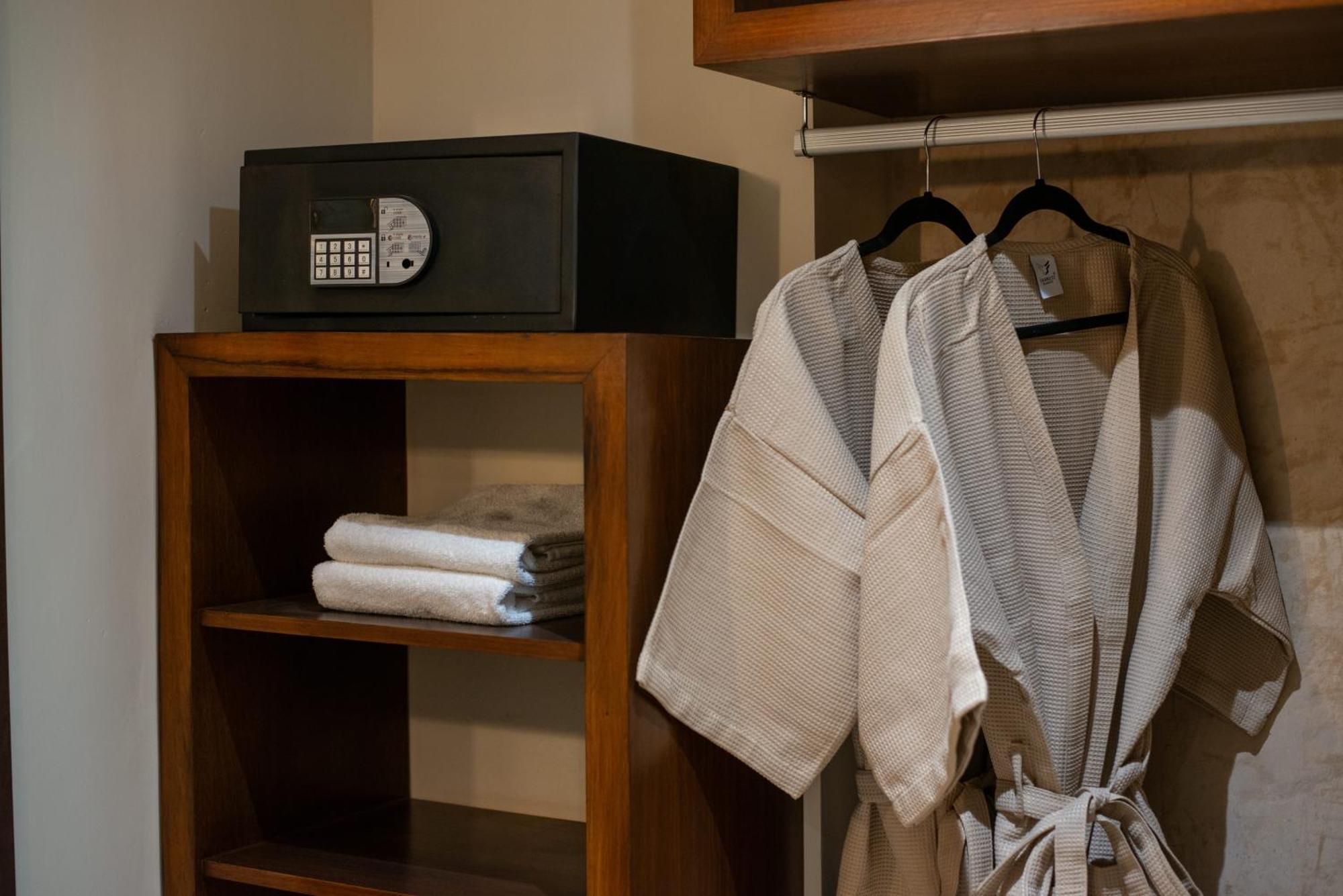 Kahatsa' Boutique Hotel 툴룸 외부 사진